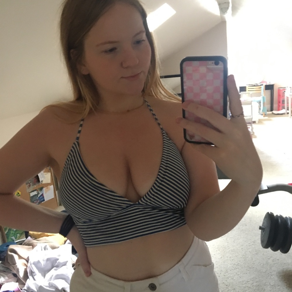 Gap bikini top